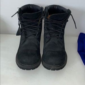 Women’s black Timberlands boots